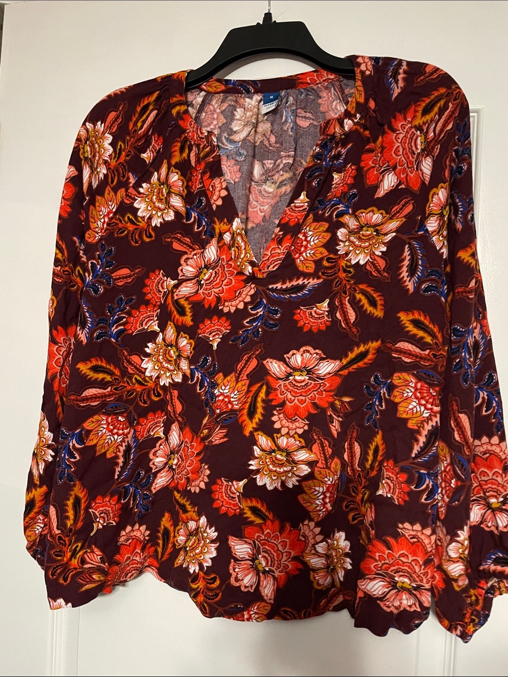 Women’s Old Navy Maroon Floral V-Neck Blouse